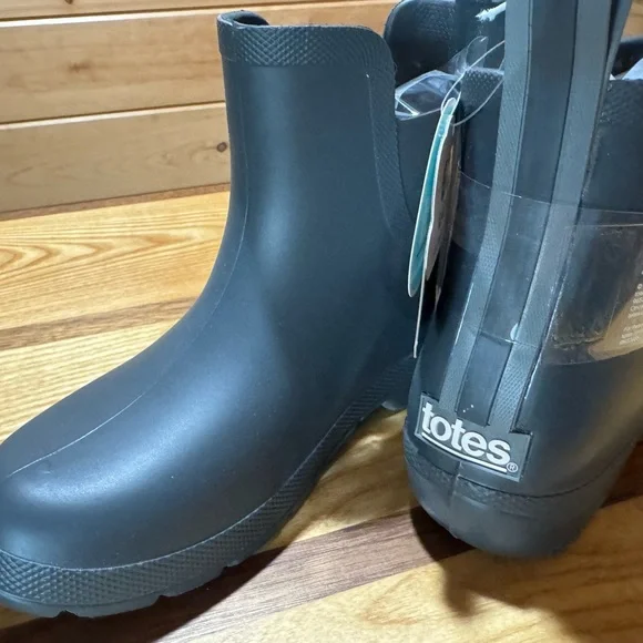 Totes Chelsea Rain Boots Womens Every Wear Casual Ankle Gray Rubber NEW - Picture 3 of 9